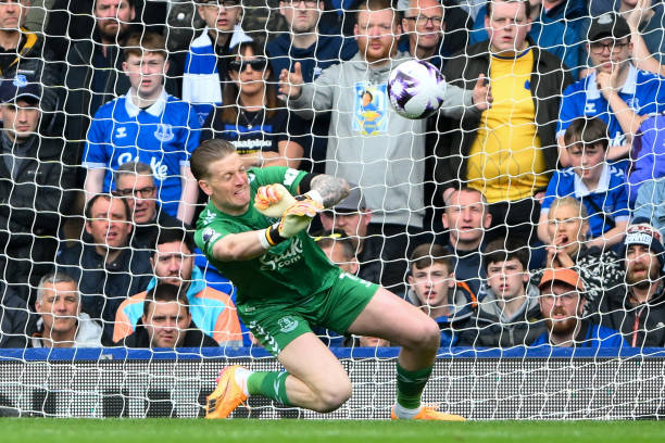 在此背景下 在此背景下