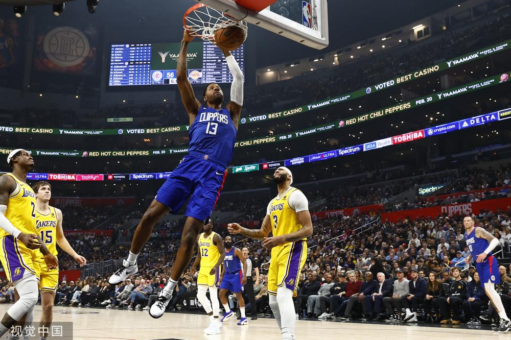 0比2不敌 0比2不敌